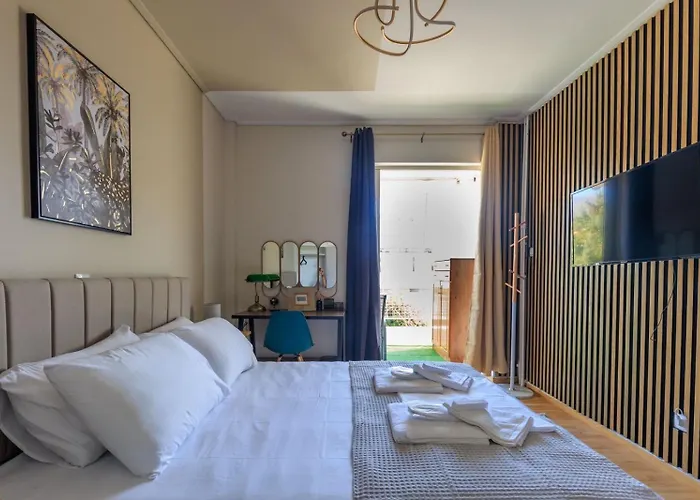 Aiolos Elegant Escapes Glyfada